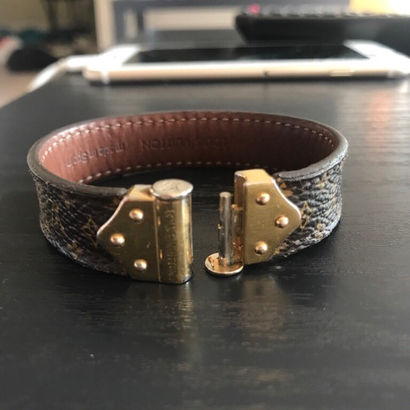 Louis Vuitton Nano Monogram Bracelet - Picture 4 of 9